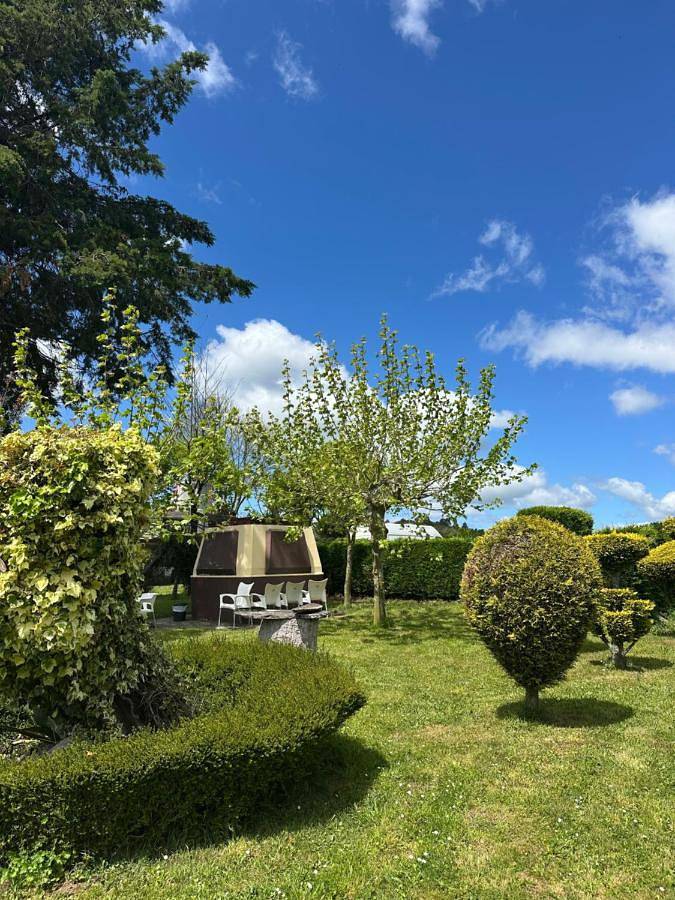 Location de vacances pour 20 personnes, avec jardin et vue ainsi que terrasse et piscine à Sarria (Lugo) - 3