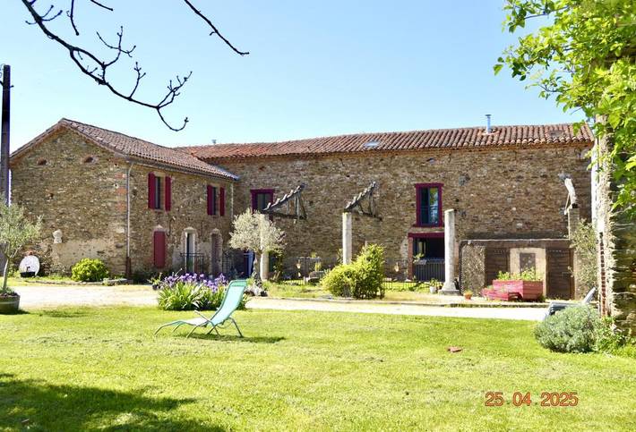 Location de vacances pour 8 personnes, avec vue ainsi que bassin pour enfant et jardin à Villefranche-d'Albigeois - 3