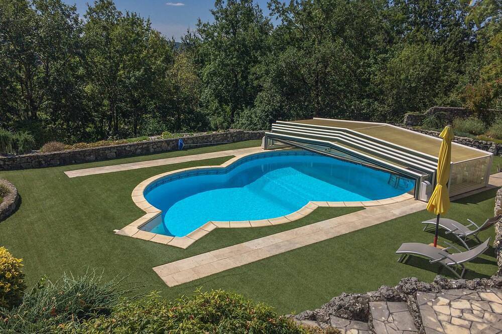 Alter charmanter Wachturm mit privatem Pool in Roquecor, Quercy