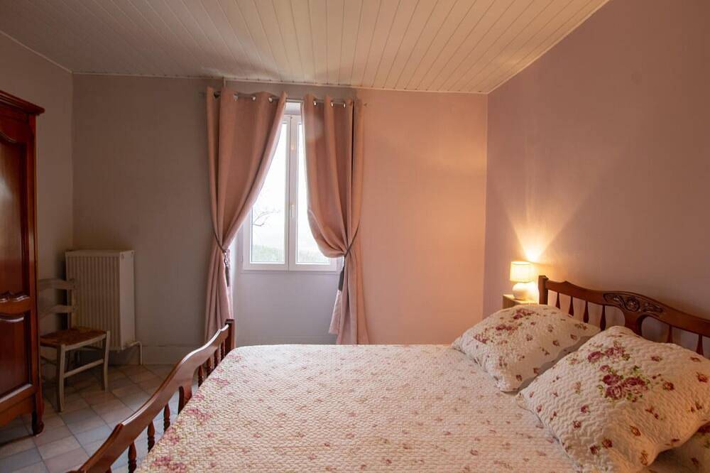 Gîte rural avec spa, animaux acceptés et parking in Paulin, Périgord Noir
