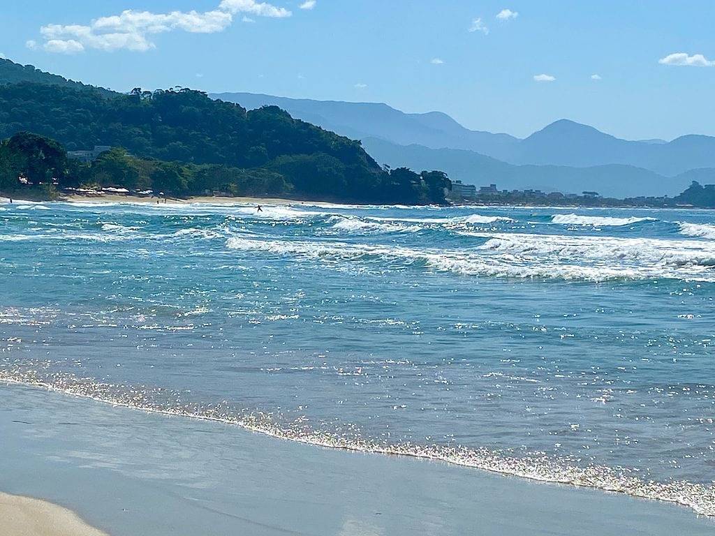 Ganze Wohnung, Beautiful apartment with sea view, two parking spaces, we have other options. in Toninhas Ubatuba, Ubatuba