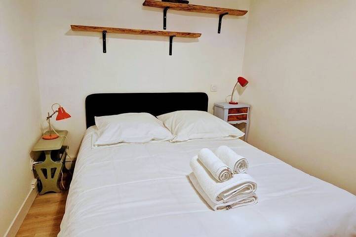 Location de vacances pour 8 personnes, avec jardin à La Verrie - 4