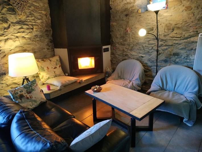 Location de vacances pour 8 personnes, avec jardin et jacuzzi, adapté aux familles à Saint-Aventin - 2