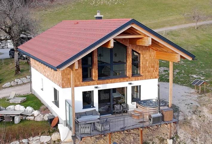 Location de vacances pour 6 personnes, avec piscine ainsi que jardin et vue, animaux acceptés à Gaming