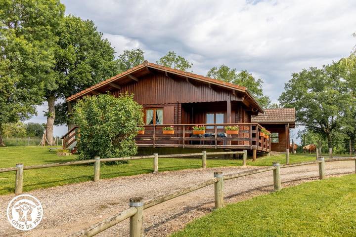 Gîte pour 4 personnes, avec Terrasse ainsi que Jardin et Vue