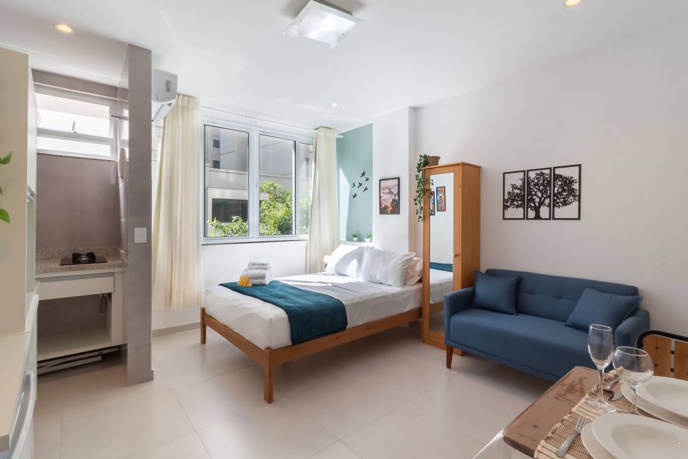 Entire studio, 5 minutes from Copacabana beach | Bi202 in Copacabana, Rio de Janeiro