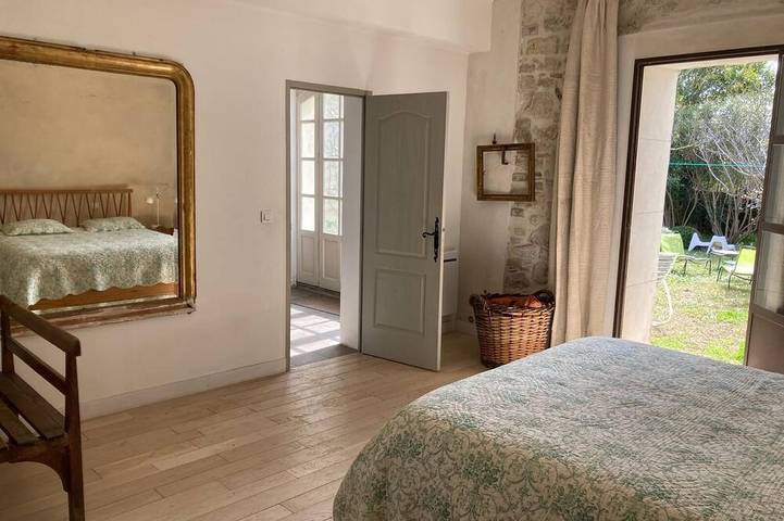 Gîte pour 15 personnes, avec jardin à Roquemaure - 4