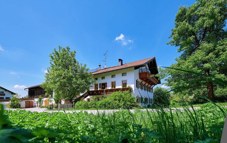 Bauernhof Berndlhof Obing - Ferienwohnung auf Bauernhof, 55 qm bis 4 Personen, für Familien in Obing, Landkreis Traunstein