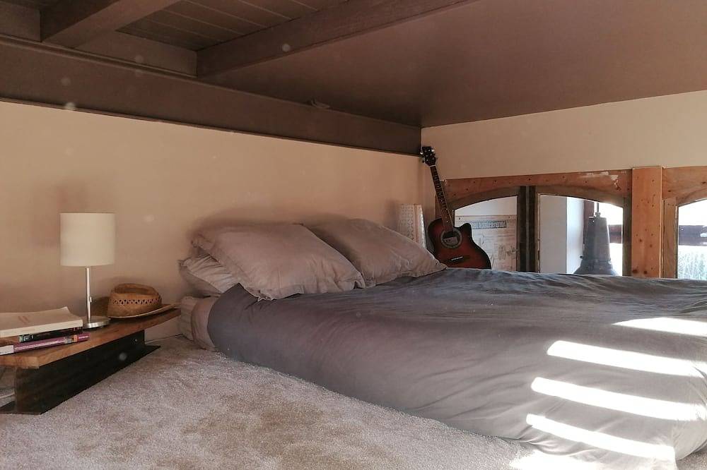 L'ancienne École du Village, Rénovée Avec Charme, Entre mer et Estuaire in Plougrescant, Pink Granite Coast