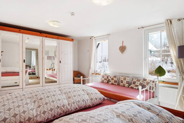Ferienwohnung für 9 Personen, mit Balkon in St. Georgen - 4