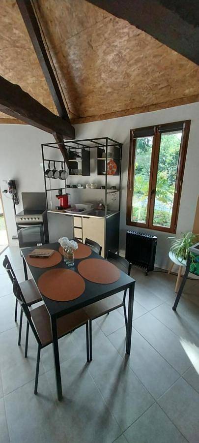 Location de vacances pour 4 personnes, avec terrasse et vue dans Gonneville-la-Mallet - 4