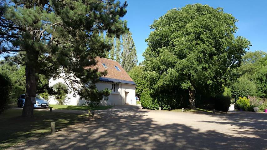 Gîte pour 6 personnes, avec jardin ainsi que piscine et terrasse à Vernou-sur-Brenne - 2
