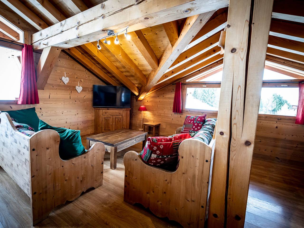 Geräumiges Chalet · Direkt an der Piste · Zugang zum Jacuzzi in La Plagne, La Plagne-Tarentaise