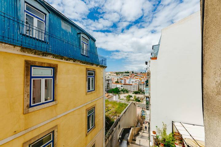 Apartamento entero, Balcony & Dream View 3Br Historic District Apartment by Rent4Rest in Santa Maria Maior, Costa de Lisboa