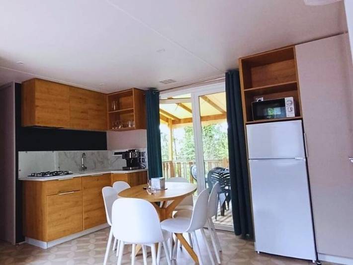 Mobil home pour 9 personnes, avec bassin pour enfant à Reynès - 4