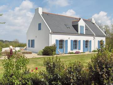 Gîte pour 8 personnes, avec terrasse et jardin à Locmaria
