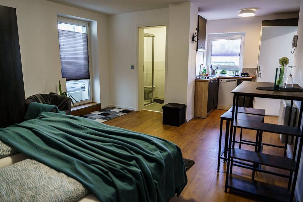 Ganze Wohnung, Neubau, gehobene Ausstattung, Moselblick in Güls, Koblenz