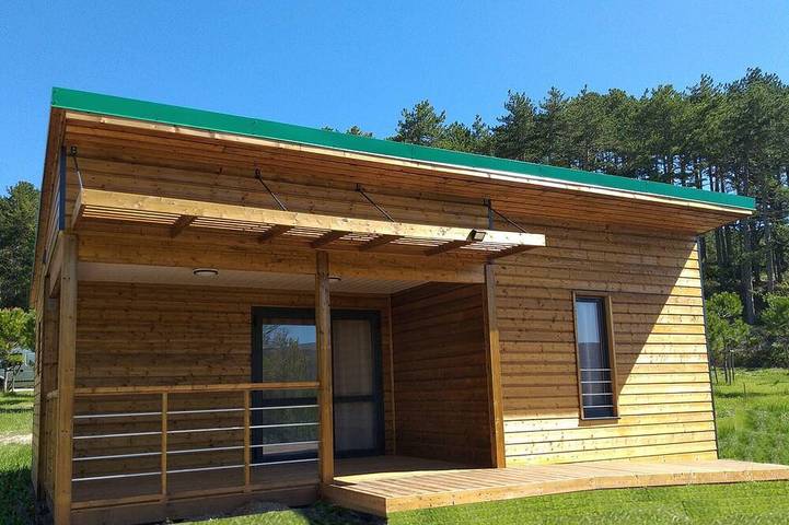 Chalet for 4 people, with garden and pool as well as terrace - 1