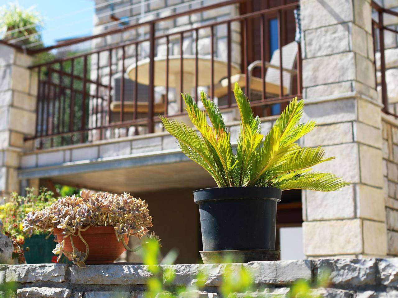 Ganze Wohnung, Kleines Steinhaus in einem ruhigen Ort auf der Insel Solta in Stomorska, Solta