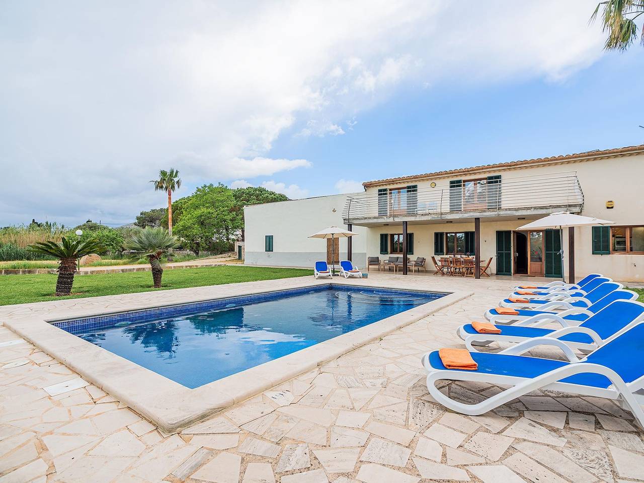 La Rovina By Sunvillas Mallorca in Puerto de Pollensa, Pollença