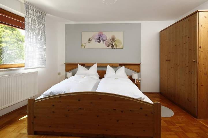 Ferienwohnung für 3 Personen, mit Balkon und Pool