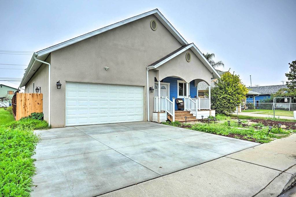 Stunning Clovis Home ~ 1 Mile to Old Town! in Clovis, Fresno County