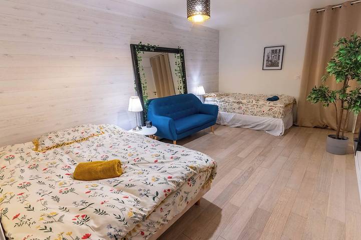 Location de vacances pour 12 personnes, avec piscine à Le Revest-les-Eaux - 4