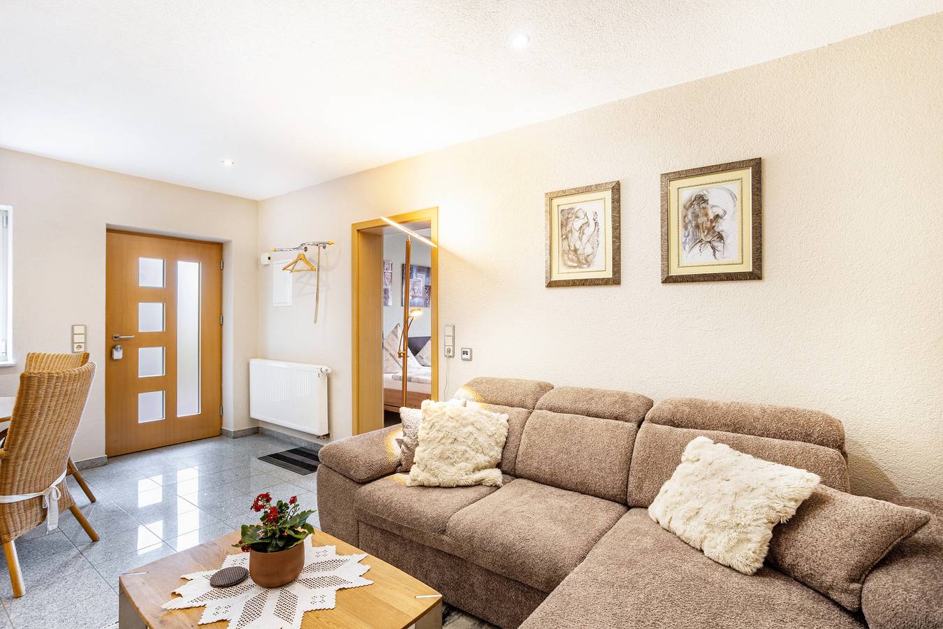 Ganze Wohnung, Ferienwohnung am Sonnenhang 2" in Willingen, die Mittelgebirge
