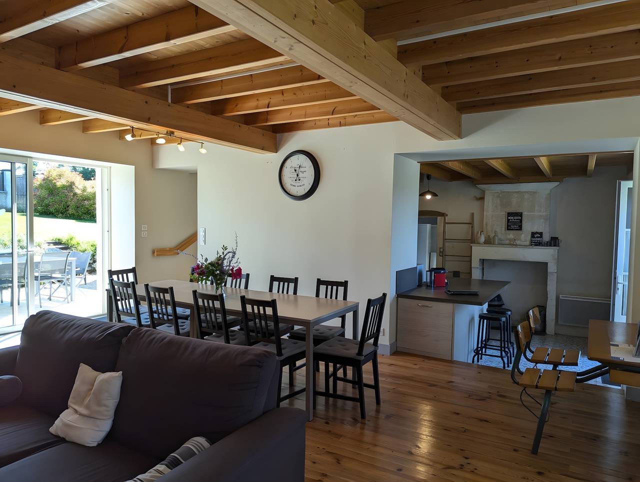 Maison de vacances 'La Bonne Chauffe' avec piscine partagée, terrasse privée et Wi-Fi in Verrières (Charente), Charente