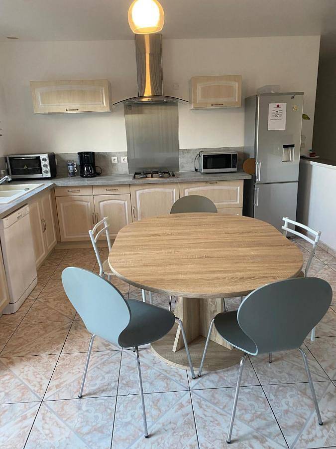 Four-Bedroom House in Muides-sur-Loire, Sologne