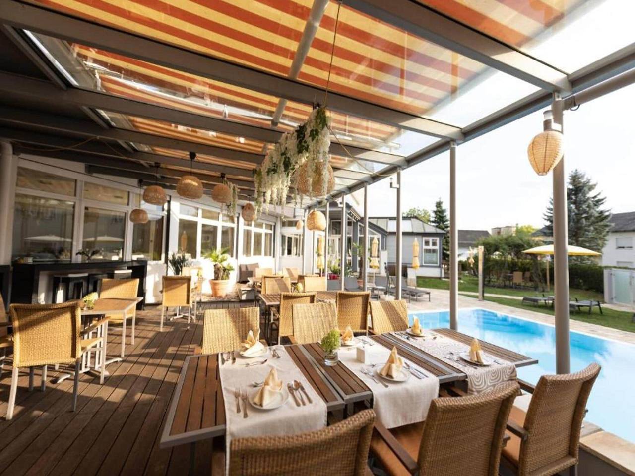 Geheel appartement, Tweepersoonskamer met uitzicht op het balkon in Steirerland