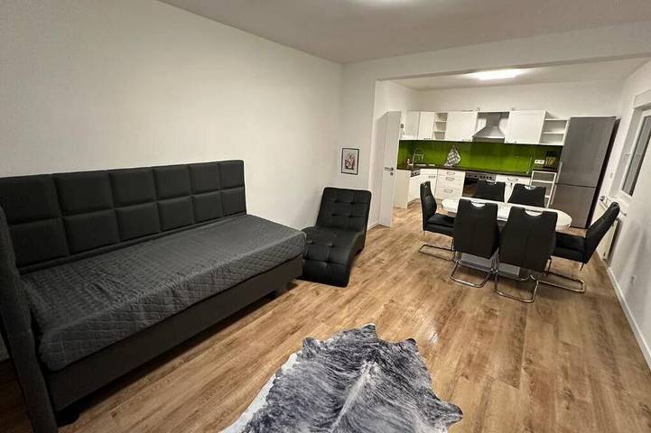 Ferienwohnung für 6 Personen, mit Terrasse und Garten