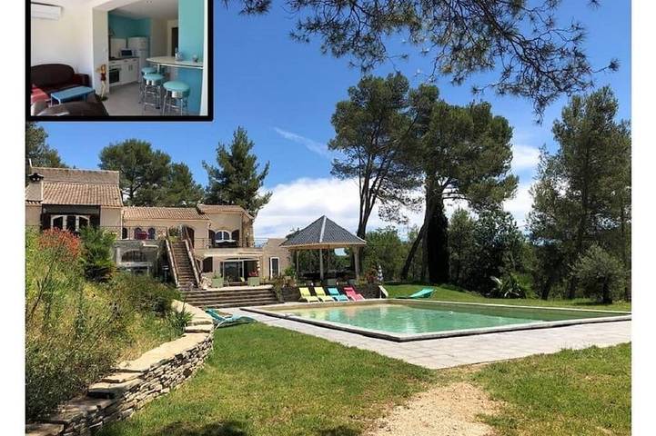 Maison de vacances pour 4 personnes, avec terrasse ainsi que piscine et jardin à Grabels