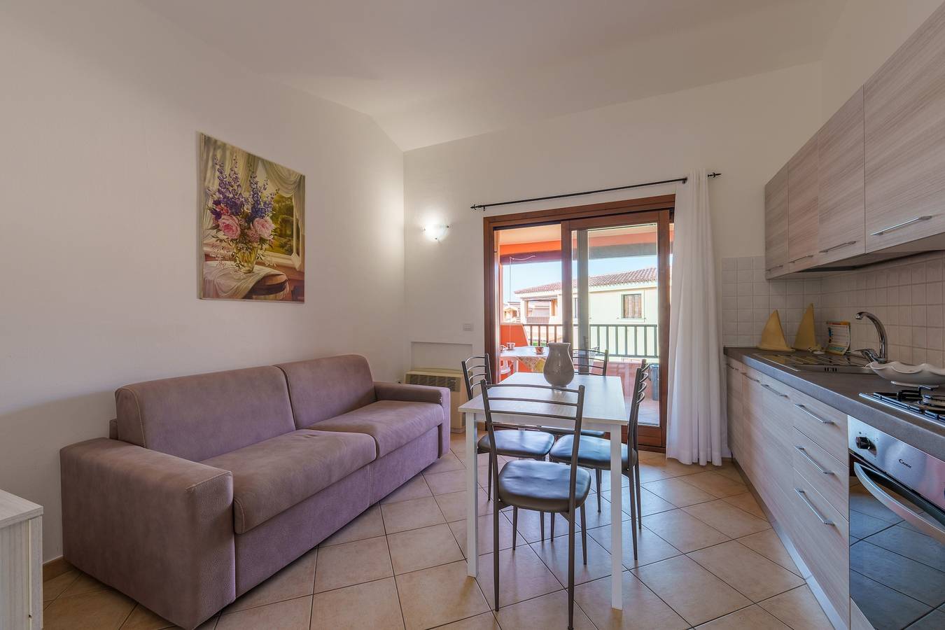Appartamento intero, Appartamento 'Casa Vacanze Susino' con piscina condivisa, terrazza privata e aria condizionata in Murta Maria, Gallura