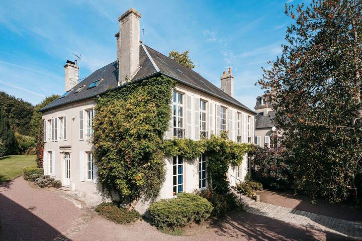 Vakantiehuis voor 18 personen, met Whirlpool en Tuin in Bayeux