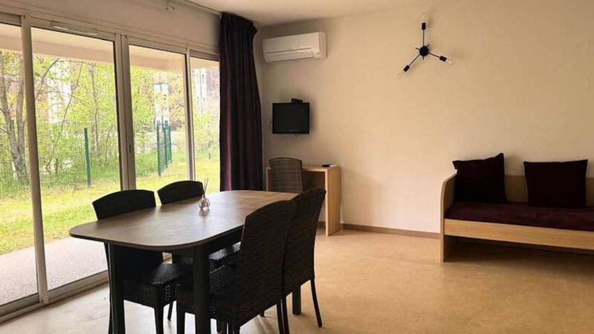 Location de vacances pour 6 personnes, avec piscine à Vernet-les-Bains