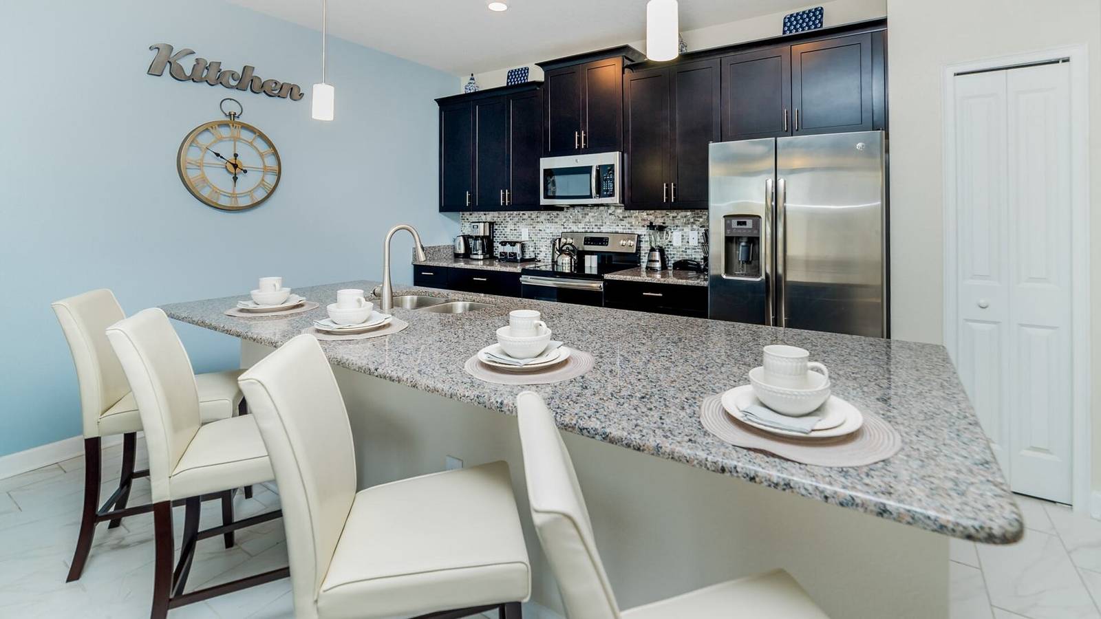 Beautiful 5 Star Townhome on Storey Lake Resort with Private Pool, Orlando Townhome 4889 in Condado de Osceola