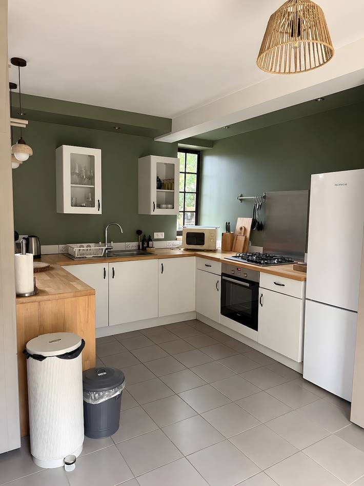 Le Moyen, casa con encanto, piscina compartida, jardín y Wi-Fi in Auriolles, Región de Langon