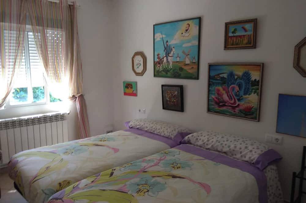 Homerez - Casa espaciosa con jardín en Touro – Ideal para familias in Touro , Provincia de La Coruña