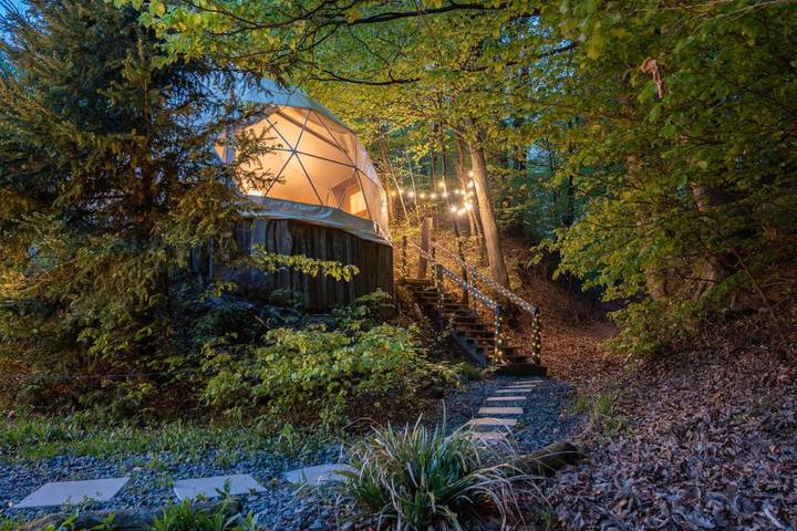 Camping für 2 Personen, mit Whirlpool und Garten sowie Terrasse und Pool in Slowenien