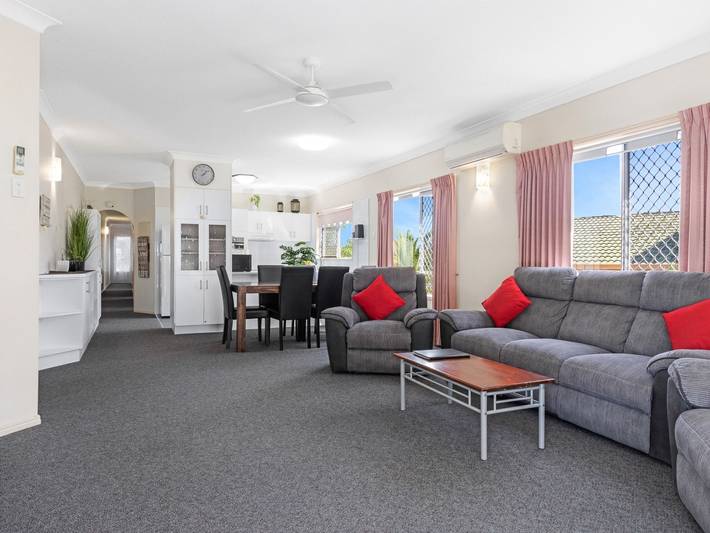 Holiday apartment for 4 people, with pool in Hervey Bay