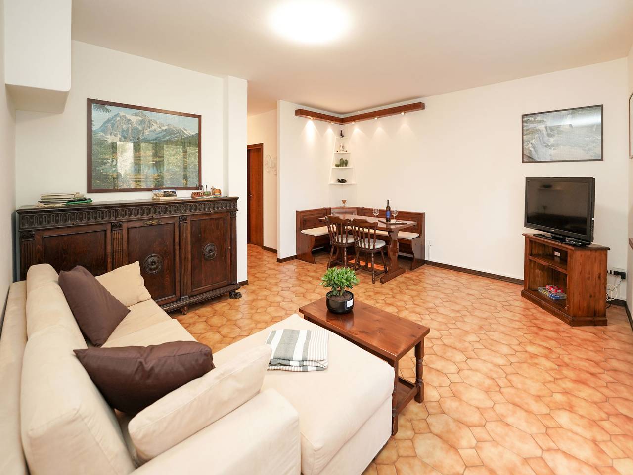 Re.Ri in Laveno-Mombello, Lago Maggiore (Lombardei)