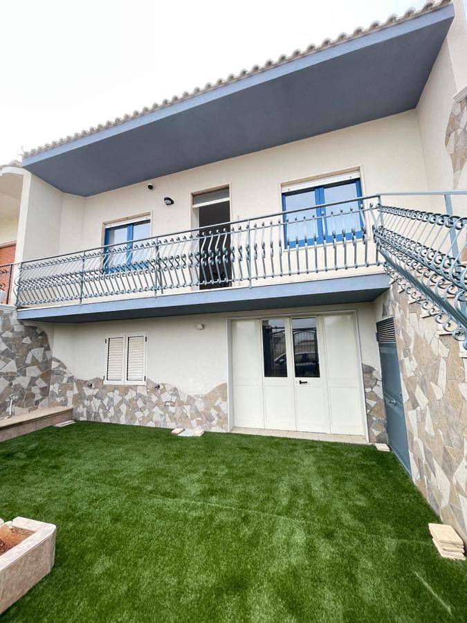 Casa vacanza per 6 persone, con terrazza e panorama a Torre Squillace
