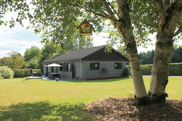 Maison de vacances pour 6 personnes, avec terrasse et jardin, animaux acceptés à Sainte-Ode