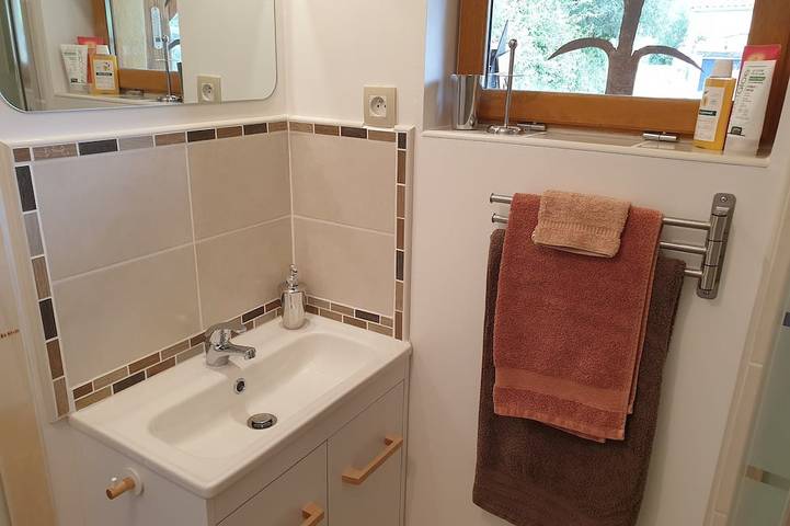 Gîte pour 2 personnes, avec jardin et piscine à Reynès - 4