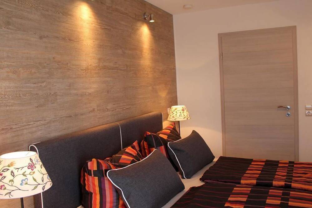 Ganze Wohnung, 4-Bett-Ferienwohnung Maarhöhe - Maarberg Resort in Schalkenmehren, Vulkaneifel