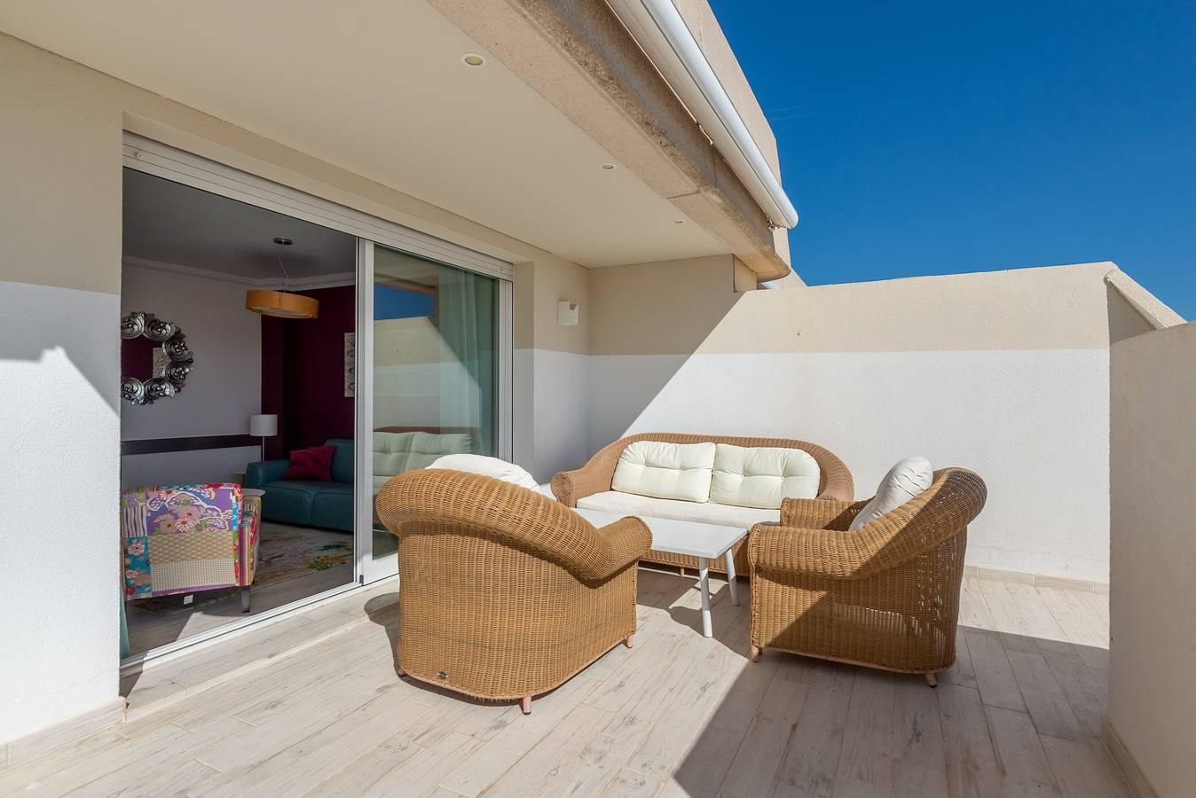 Entire apartment, Apartment 'Marina Banús' with Sea View, Wi-Fi and Air Conditioning in Marbella West, Marbella