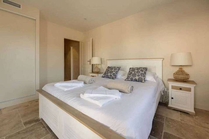 Location de vacances pour 4 personnes, avec terrasse et jardin, animaux acceptés à Castelnau-de-Montmiral - 2