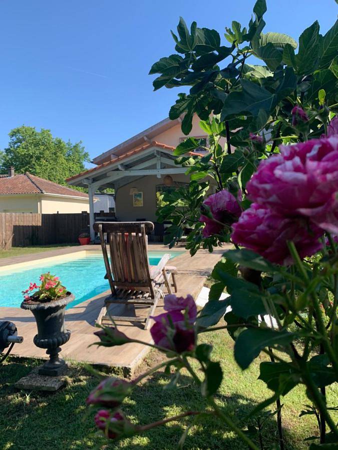Appartement de vacances pour 2 personnes, avec jardin et piscine