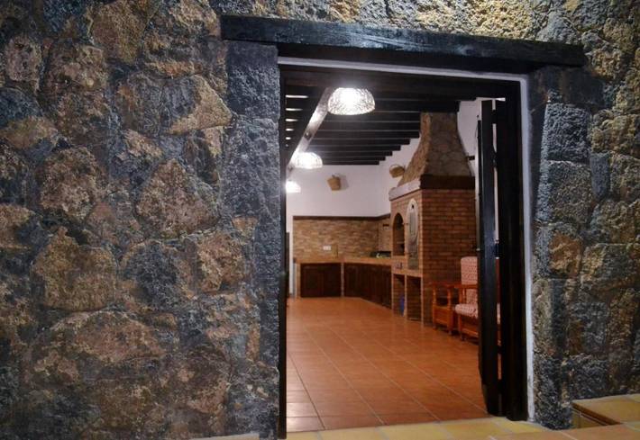 Casa rural para 12 personas, con vistas además de jardín y piscina en Tinajo - 4